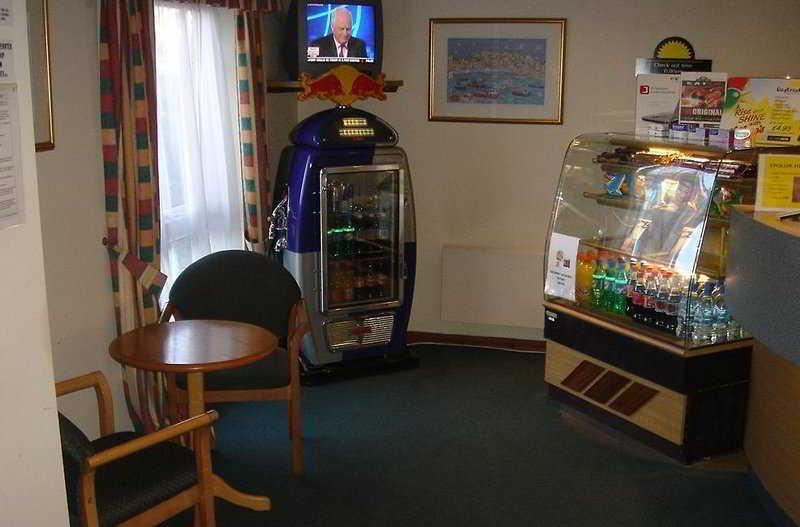 Отель Ramada Oxford Вотерсток Экстерьер фото